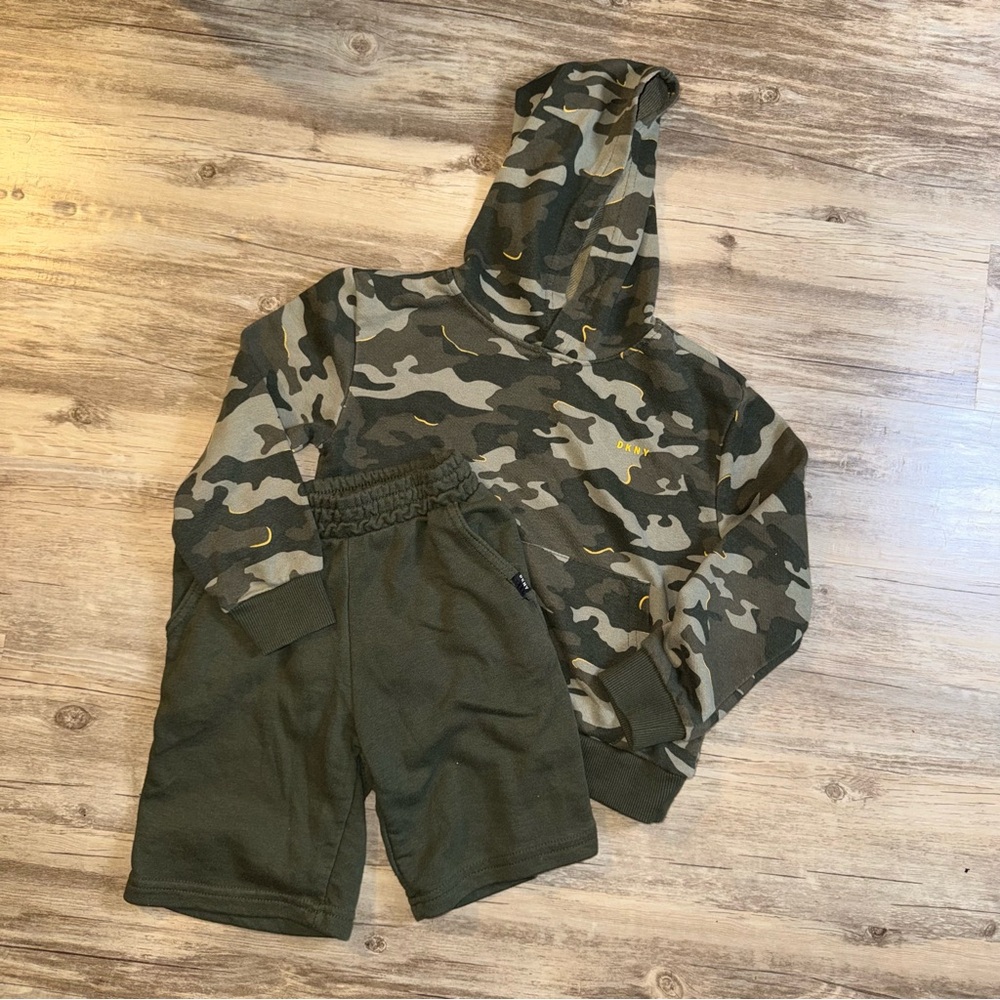 DKNY Boys Camo Hoodie & Shorts Set – Great Condition